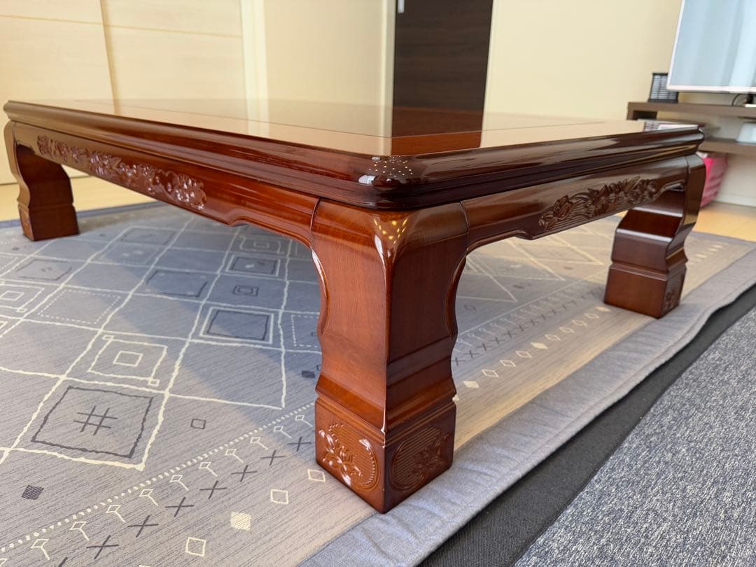 木製彫刻入り座卓こたつ　ダークブラウン