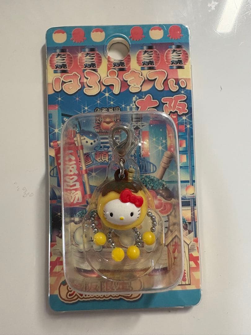 ご当地キティ　大阪　鹿児島　アメリカ村　北新地　通天閣　新世界　ちんどん屋　桜島