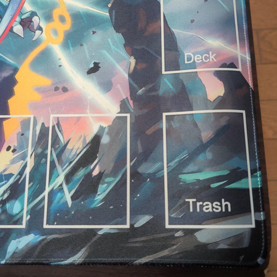 メガレックウザ 色違い ポケモン ポケカ プレイマット - メルカリ