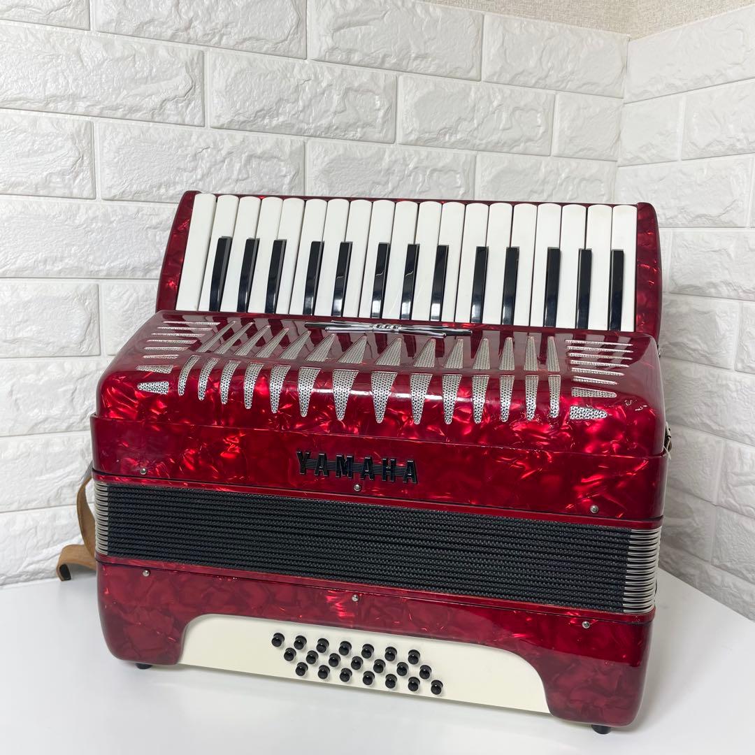 使用感の少ない美品/動作確認済み】YAMAHA 32鍵盤 アコーディオン