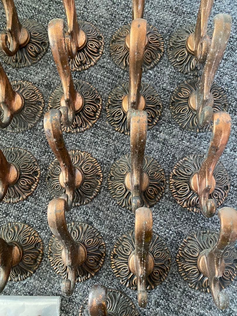 フック　25個　コート掛け　壁掛けフック　金具　カーテンフック　アンティーク