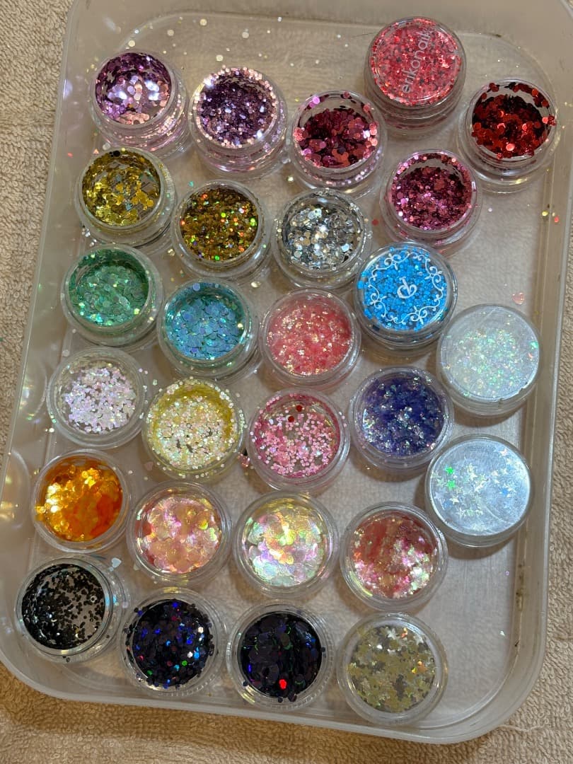 ネイルパーツセット（多色・erikonail）