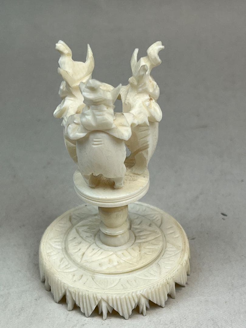 ［美品］極上白象　天球　61g置物　送料込み