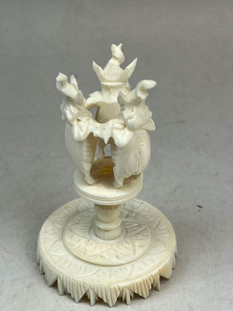 ［美品］極上白象　天球　61g置物　送料込み