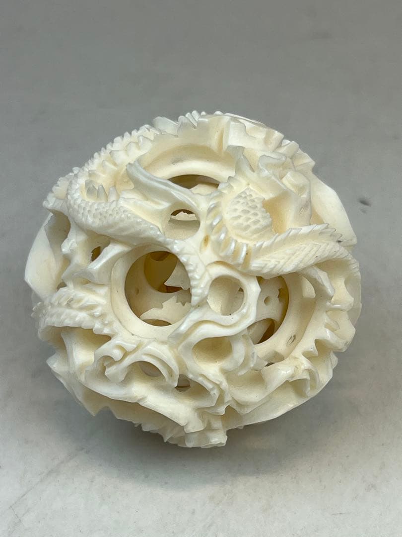 ［美品］極上白象　天球　61g置物　送料込み