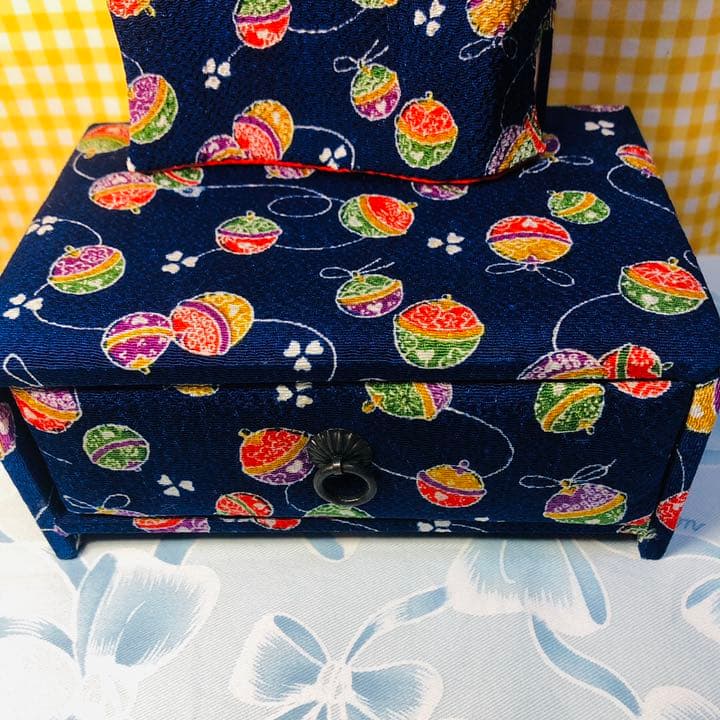 アンティーク　ちりめん小さな鏡台＆小引き出し付き　17.5✖️11.5✖️26.0㎝