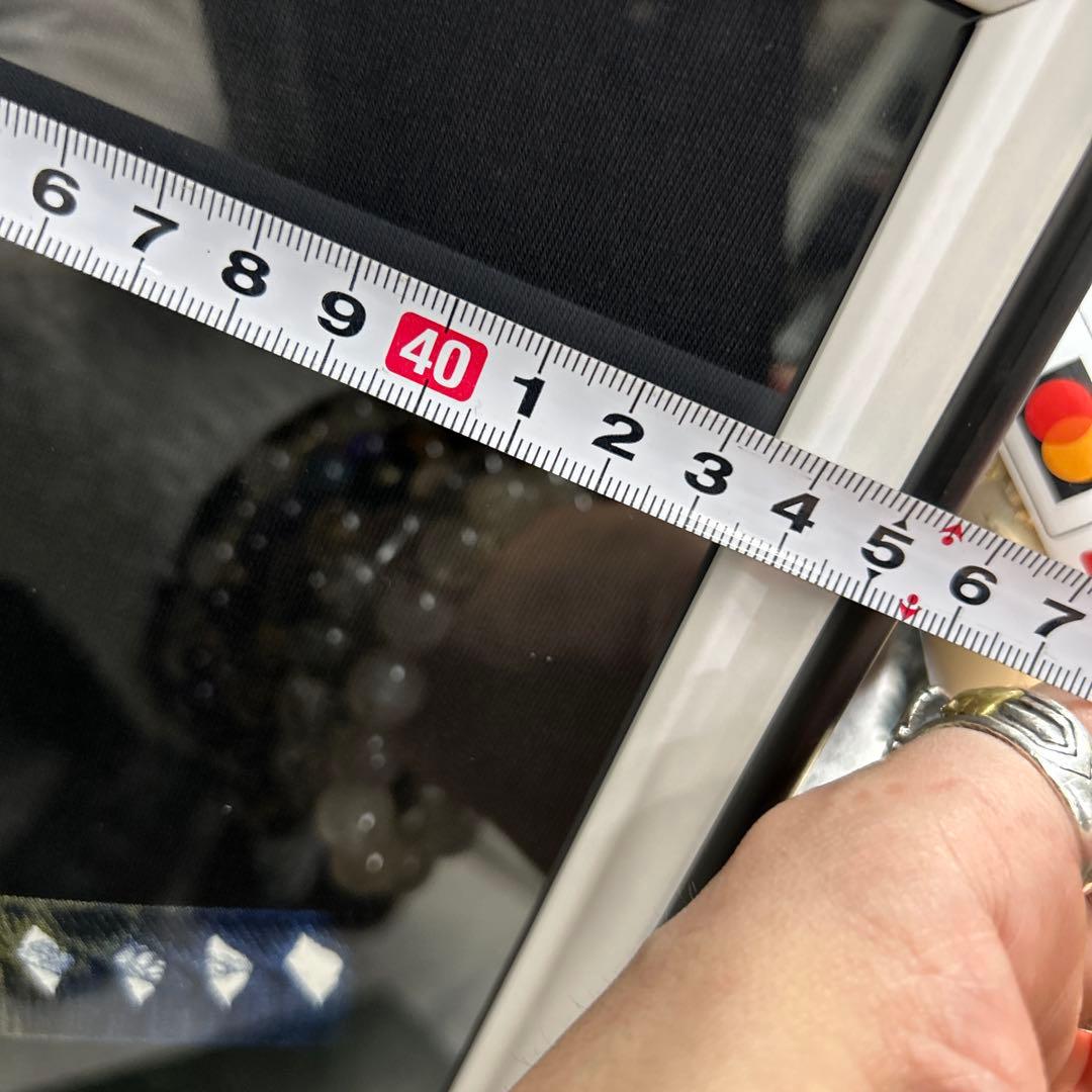 お部屋のインテリアに最適！フレーム付★インパクト大★暗闇で光る和彫猫★A2サイズ