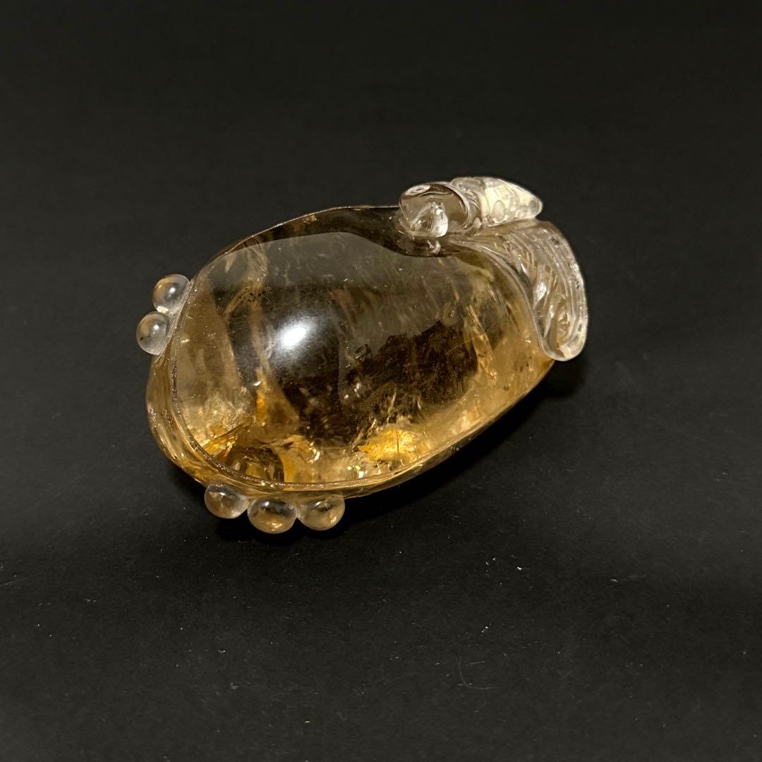 本水晶 クォーツ 魚彫刻 オブジェ 置物 木製台座付き