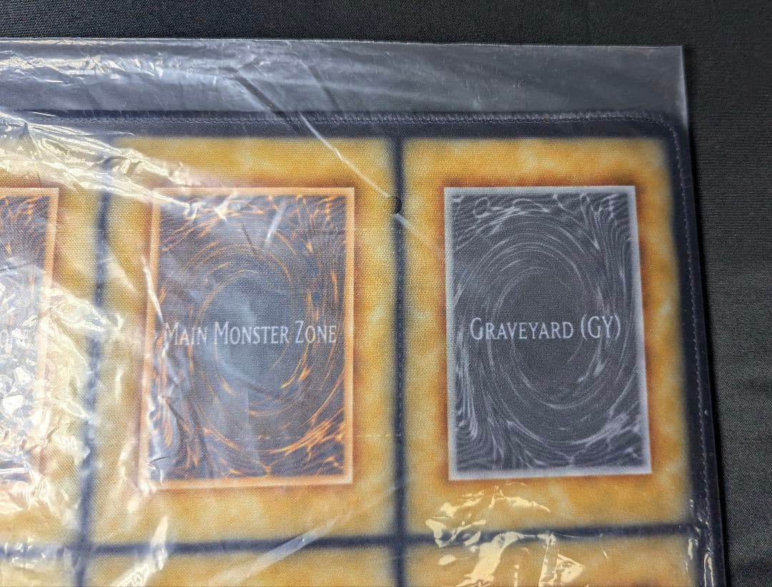 未開封 クラシック プレイマット 遊戯王 公式品 EU GENESYS　EU版