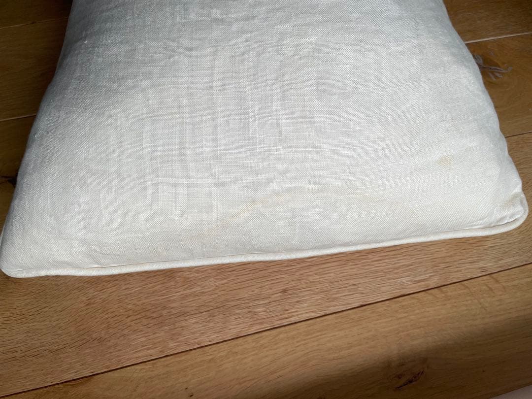 アレキサンダー・ジラルド MAXIMO社製 ヴィンテージクッション