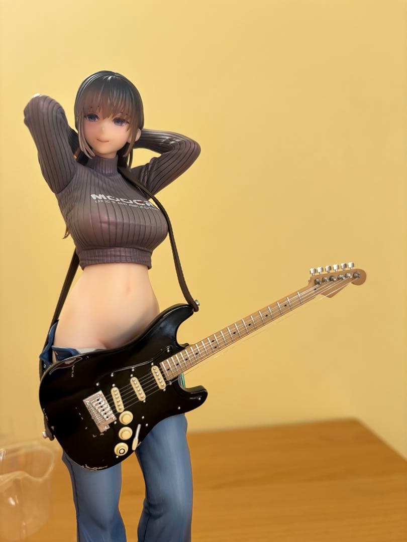 Lovelyギターの妹1/7スケール フィギュア hitomio拾六
