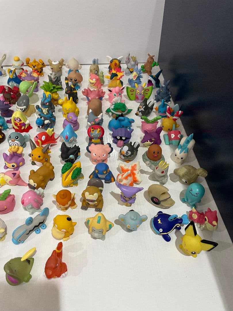 ポケモン指人形 まとめ売り 147体 （クリア5体入り）