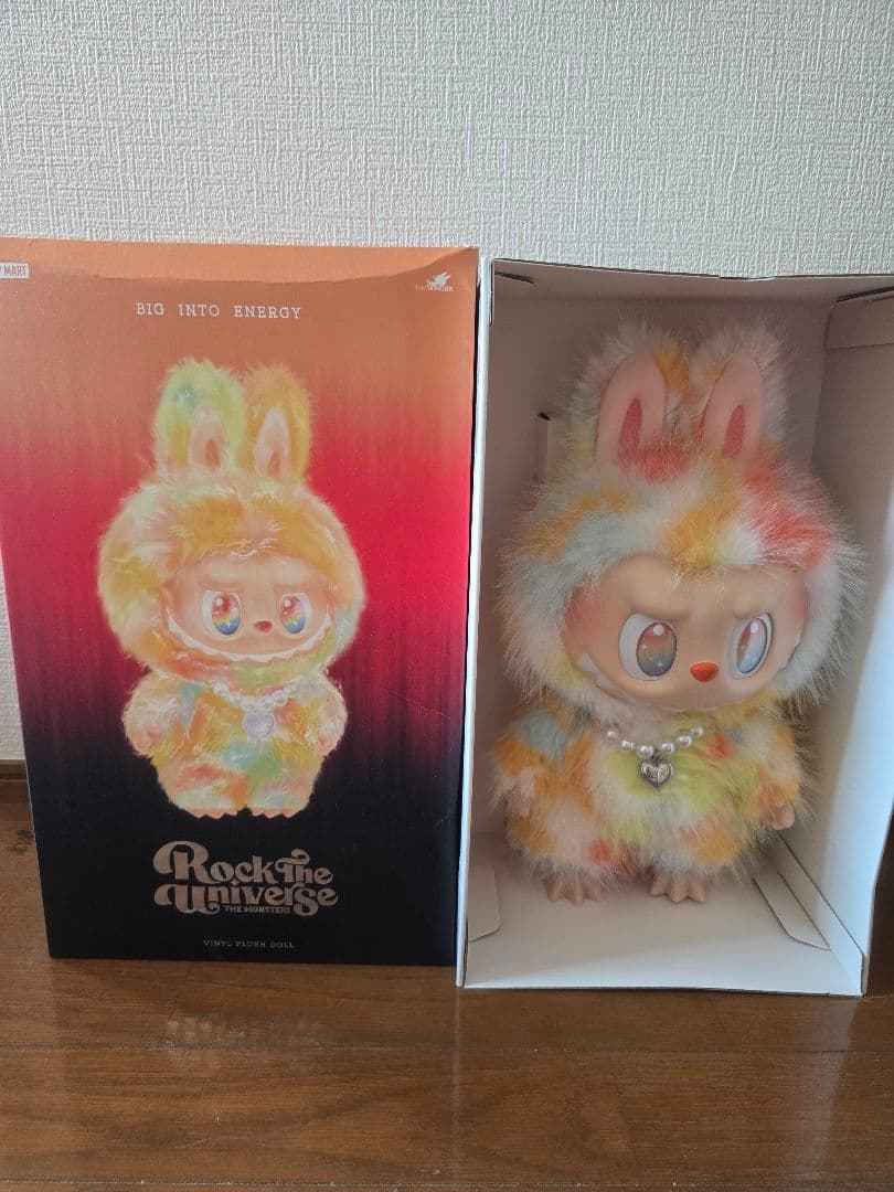 ROCK THE UNIVERSE ラブブ ロック Labubu - メルカリ