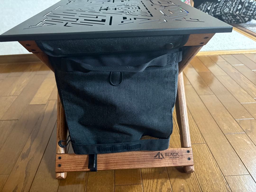 ブラックデザイン x デバイスワークスDXスタンド&ぶら下げバック黒