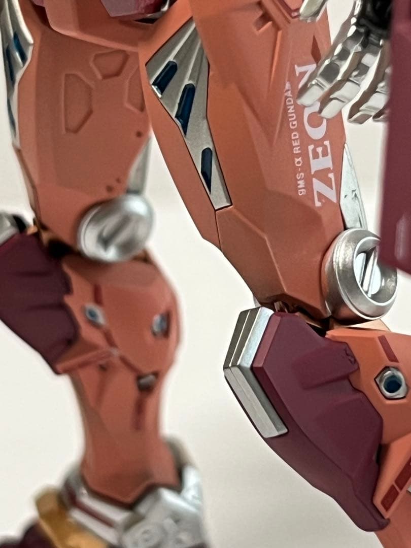 ガンプラ HG 1/144 赤いガンダム 塗装完成品