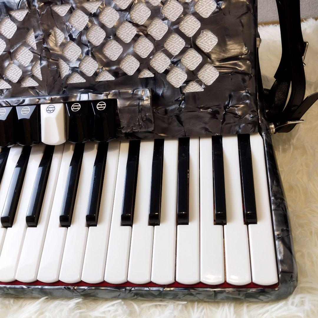 【ほぼ未使用】TOMBO アコーディオン Grandaile GT-60B