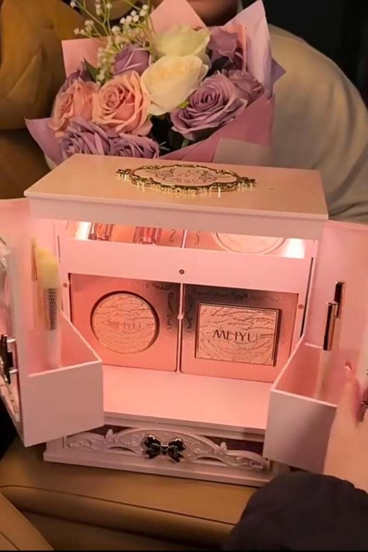 MEIYUフラワーノーズ・コンセプトボックス【ピンク】（中身化粧品