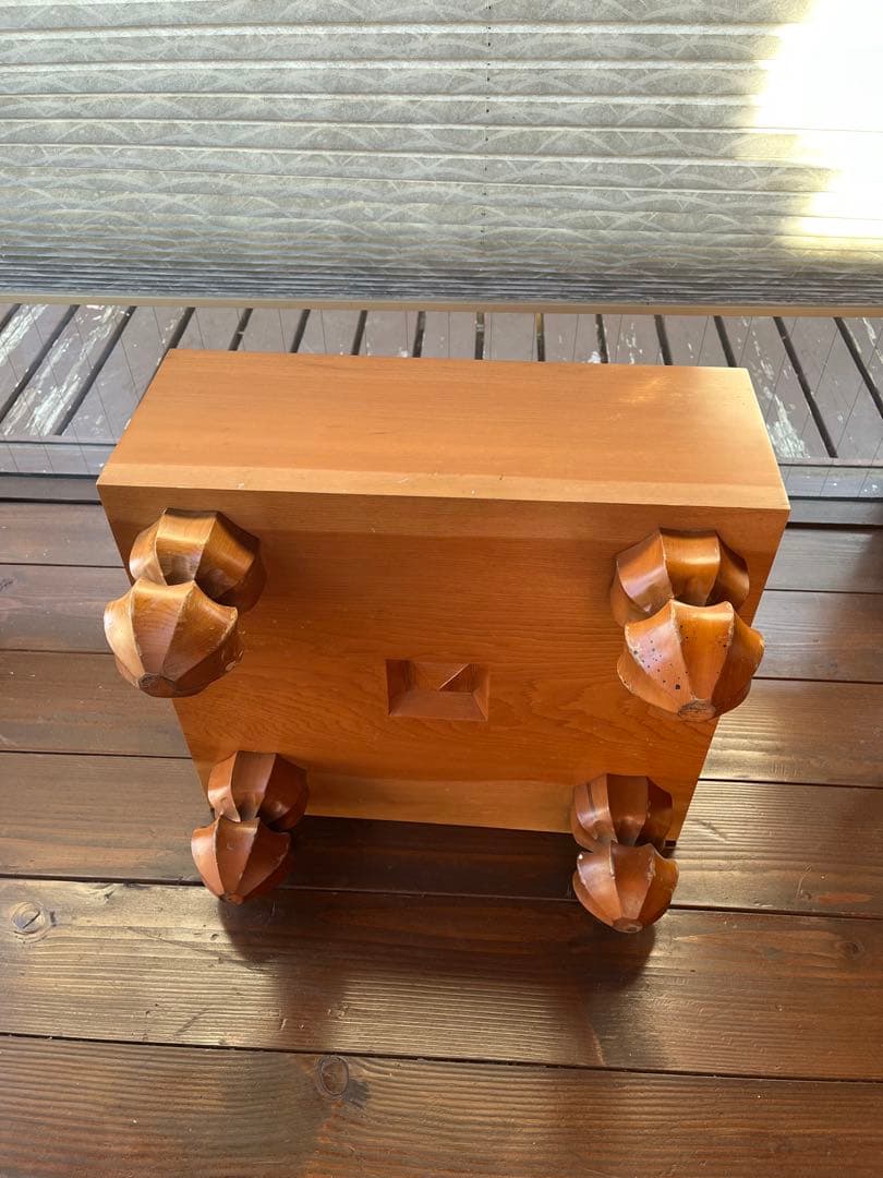 囲碁　脚付碁盤・碁石セット　桐箱カバー付き