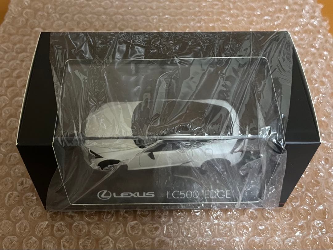 京商　1/43 レクサス　LC 500　EDGE Hakugin