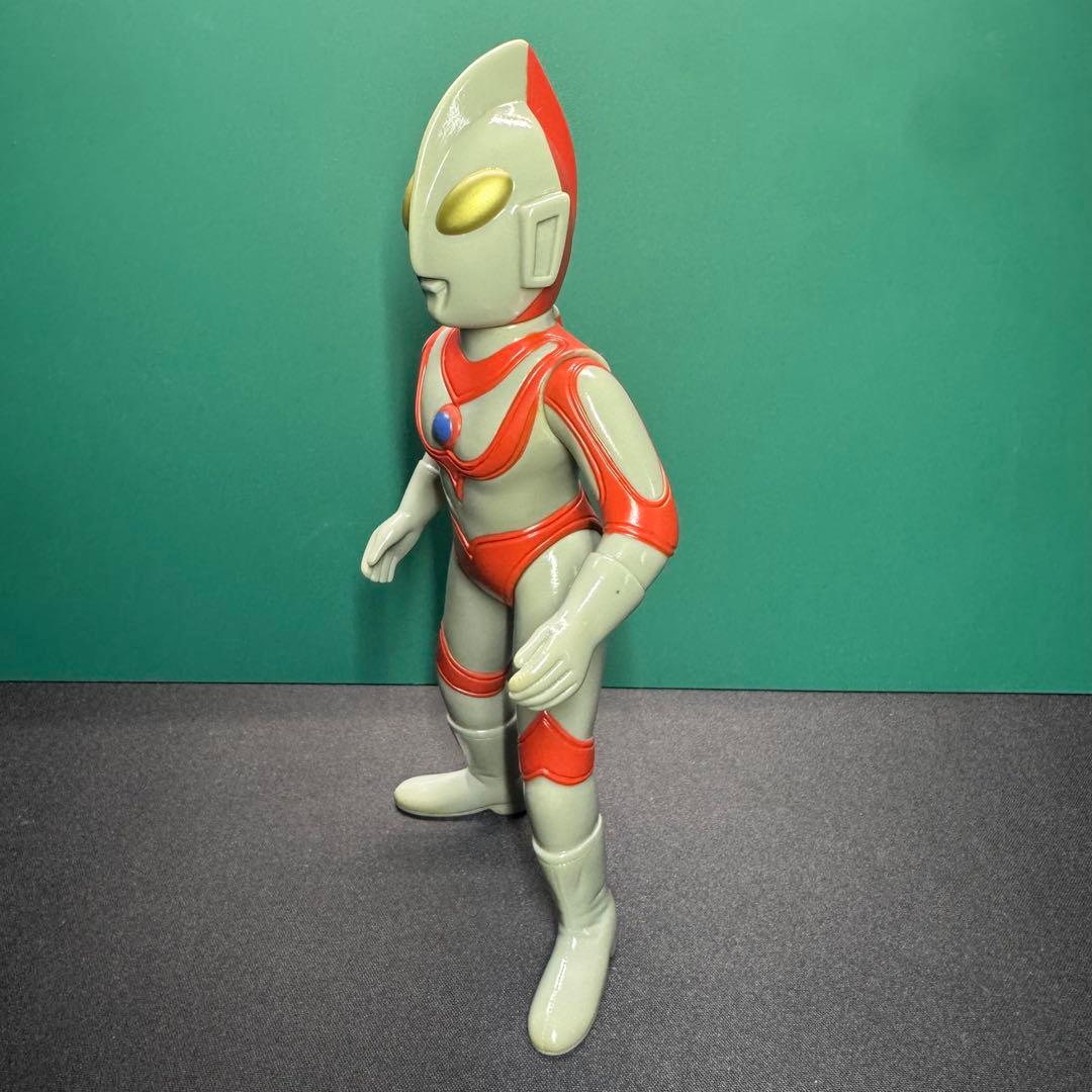 送料込み 帰ってきたウルトラマン ソフビ ブルマァク 円谷プロ バンダイ