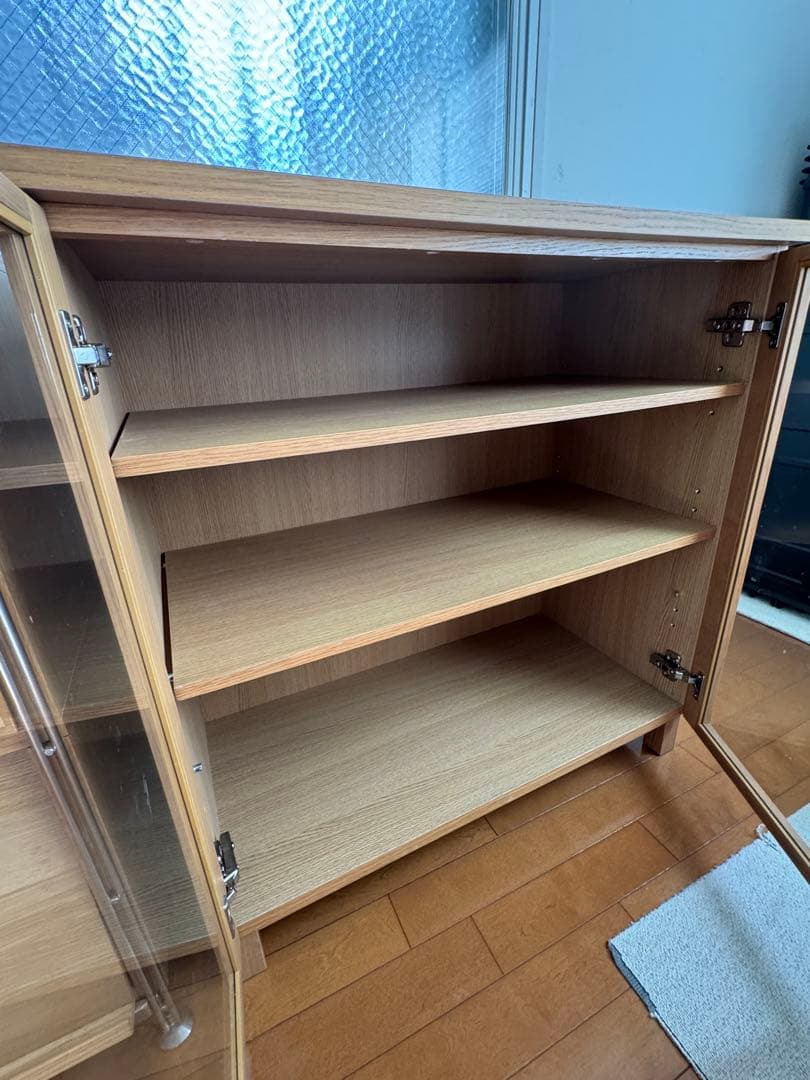 無印良品　脚付 オーク材　ガラス扉キャビネット 送料込み