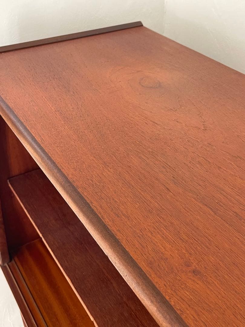 北欧 デンマーク ヴィンテージ チーク オイルフィニッシュ サイドボード