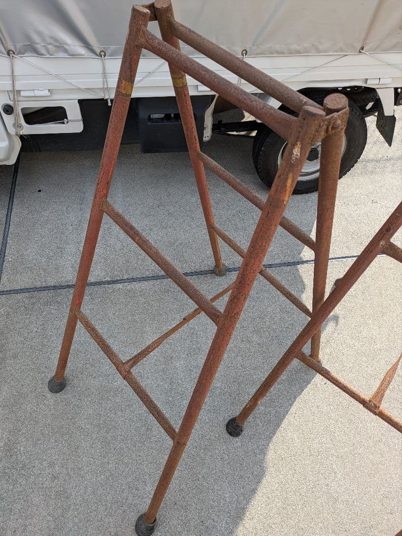 【DIY 棚などのインテリア等に】スチール脚立セット(送料込)