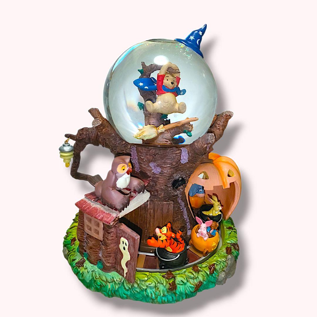 プーさん＊スノードーム オルゴール フィギュア スノーグローブ ハロウィン