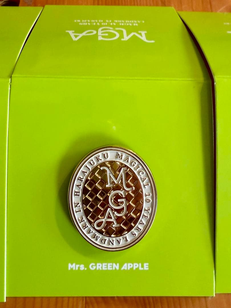 Mrs. GREEN APPLE 10周年限定ピンバッジ 4個セット - メルカリ