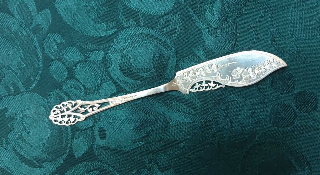 透かし細工　純銀　バターナイフ