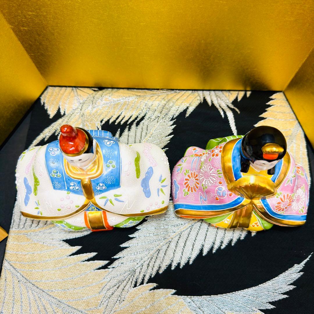 九谷焼　九谷長峰　在銘　雛人形　細描盛　（台・屏風・立札付 )