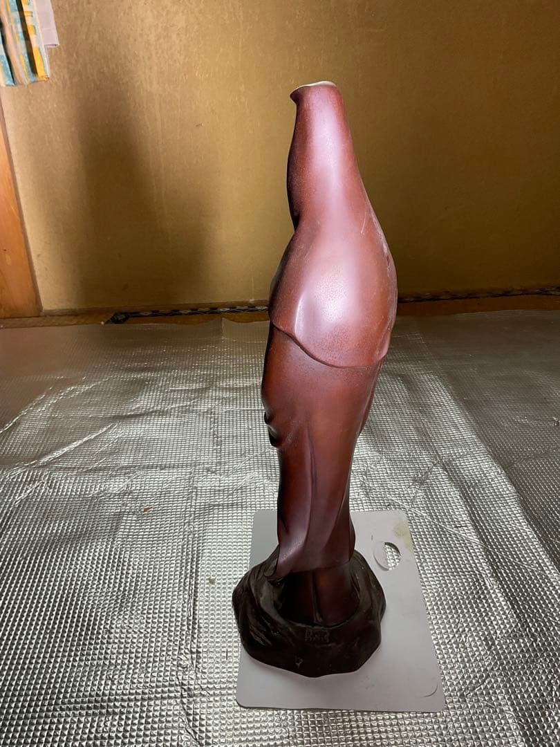 聖観世音菩薩立像。銅製。現状品。【まあまあの重量が御座います、芳山と言う文字】。