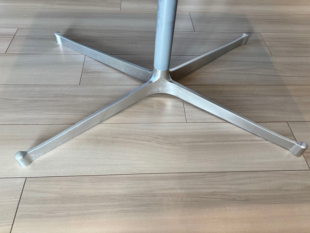 D&DEPARTMENTオリジナルカフェテーブルX脚