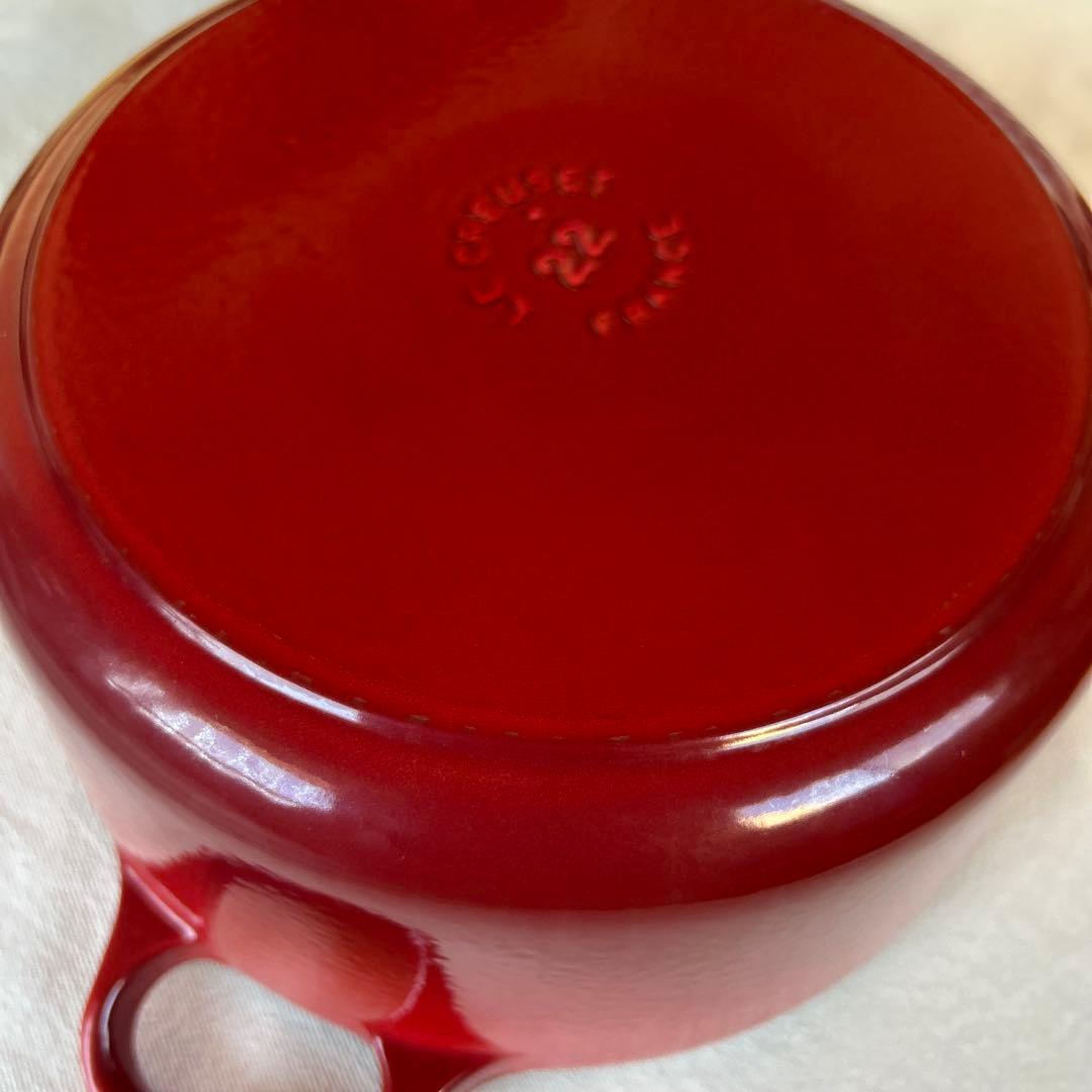 ル・クルーゼ　ココットロンド　チェリーレッド　22cm