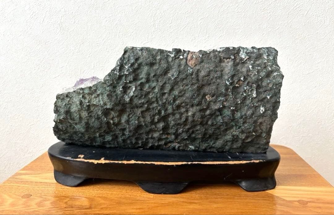 SALE✩.*˚天然石 水晶 アメジスト クラスター 原石 3.5kg 台座付き