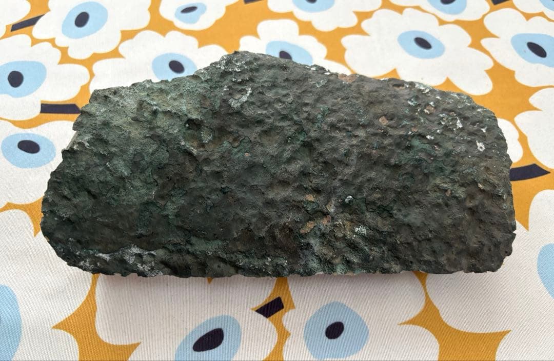 SALE✩.*˚天然石 水晶 アメジスト クラスター 原石 3.5kg 台座付き