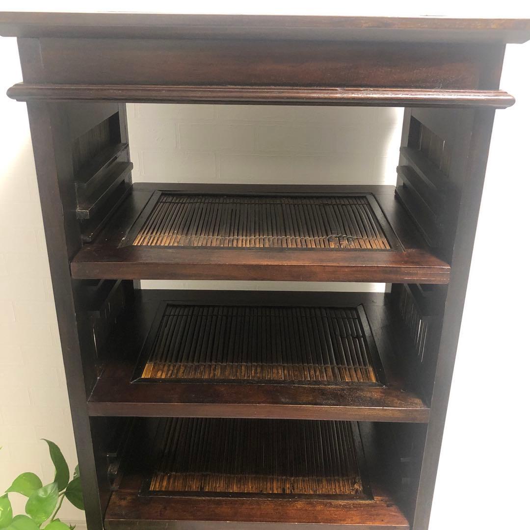 アジアンテイストシェルフ