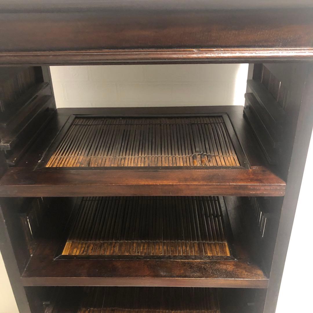 アジアンテイストシェルフ