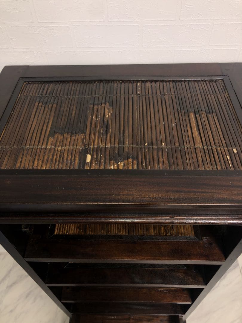 アジアンテイストシェルフ