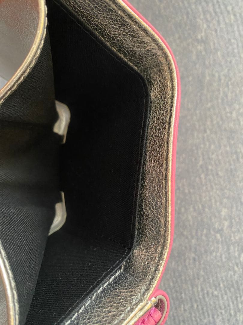 ヴィヴィアン　ピンクレザー　ミニ財布