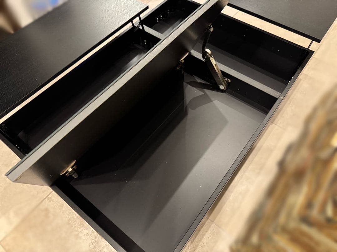 BoConcept⭐︎モダン ブラック センターテーブル/収納スペース付き