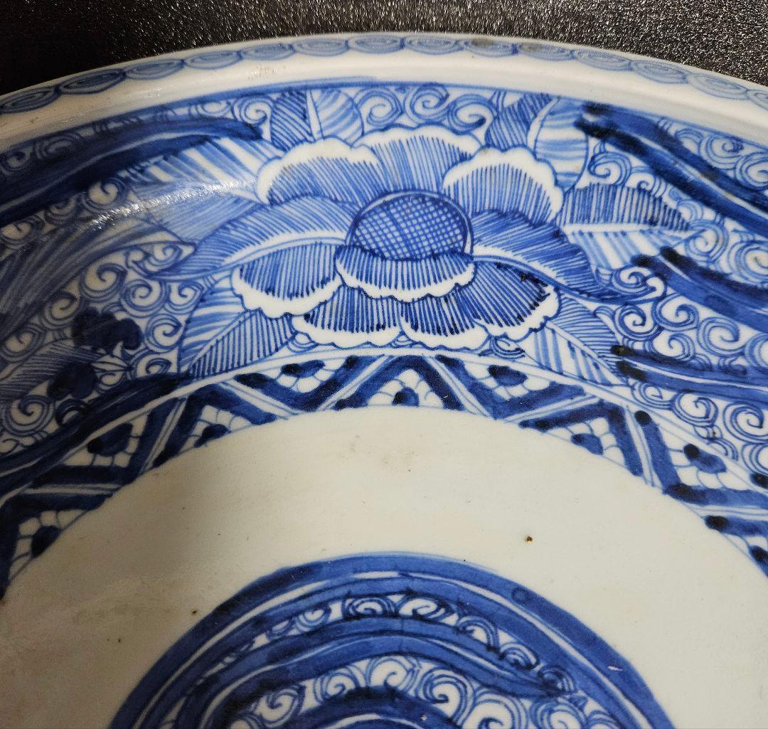 江戸時代後期　古伊万里　染付　鳳凰に牡丹の図　見込みに鳳凰図　33.7cm大鉢