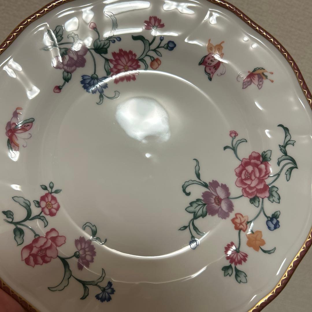 ウェッジウッド　クリスタベル　デザートプレート　20.5cm