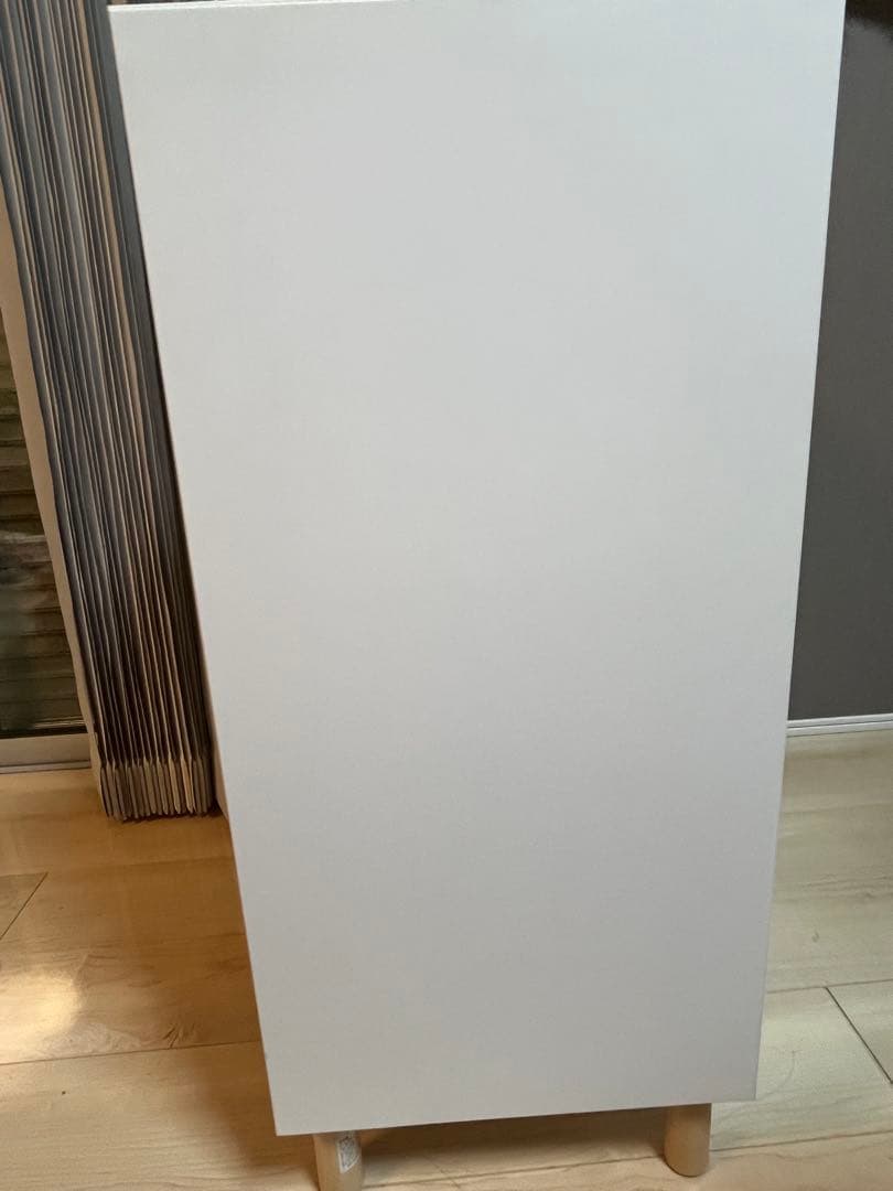 ホワイト　エーケト　IKEA