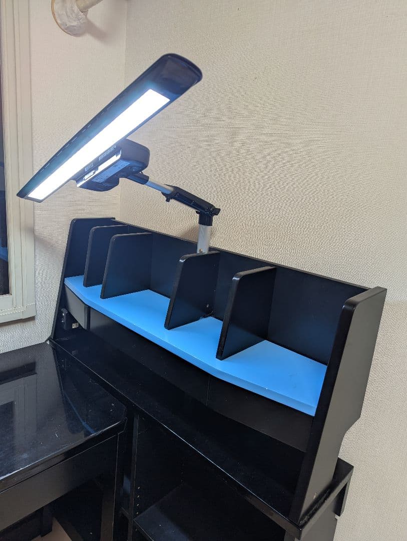 黒のデスク LEDライト付き 収納棚くろがねコンポーネント勉強机