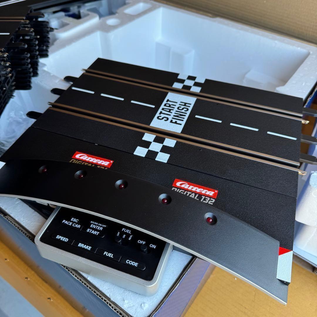 スロットカー カレラ Digital132 GT Face Off 1/32