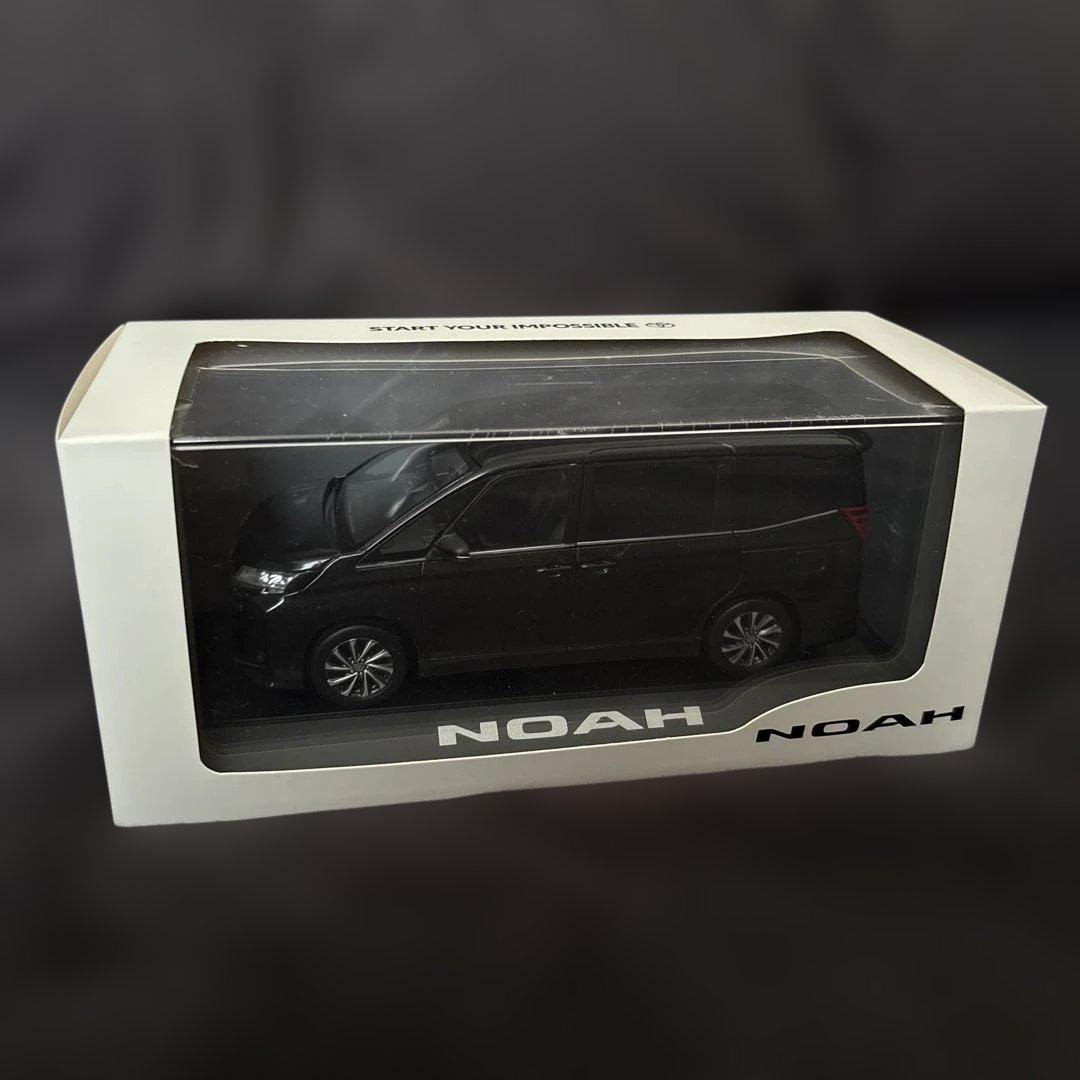 NOAH90系 カラーサンプル グリッタブラックガラスフレーク 1/30スケール