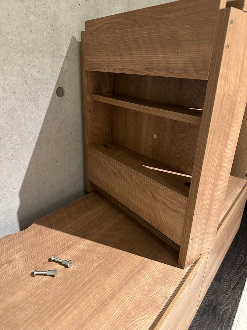 木製テレビ台 モダンデザイン 収納力抜群