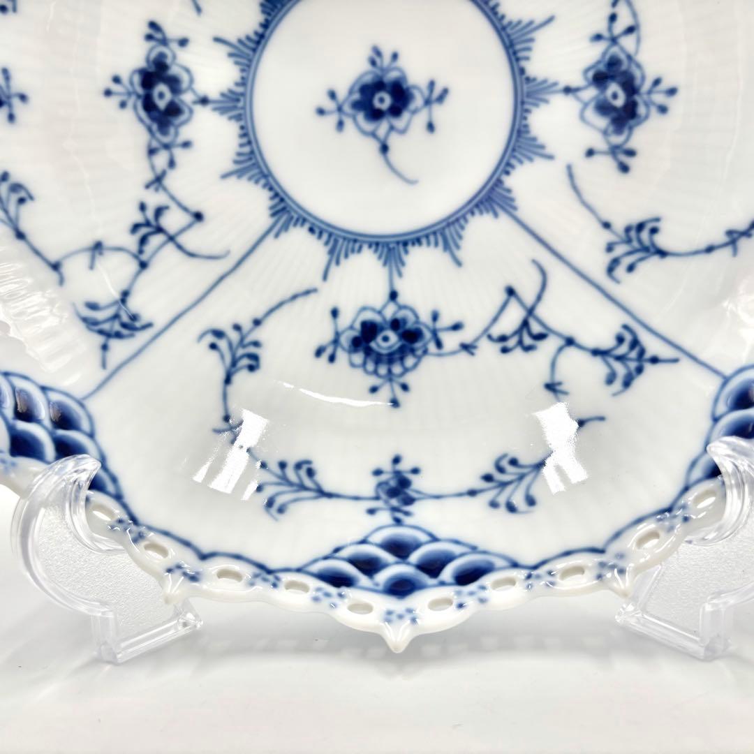   ブルーフルーテッド フルレース プレート 21