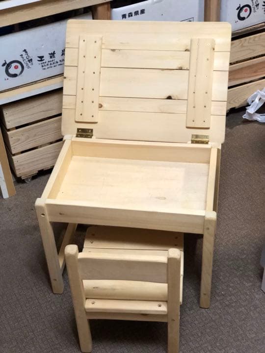 キッズデスクセット　幼稚園児　机　椅子　オーダー